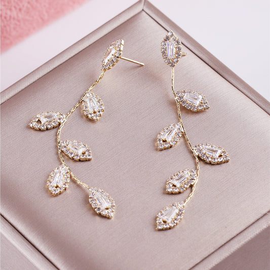 Leaf Earrings Women Long Tassel Earrings