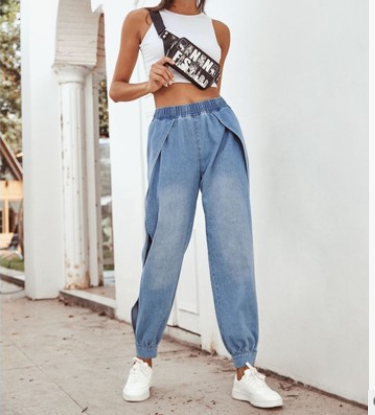Side slit leg jeans
