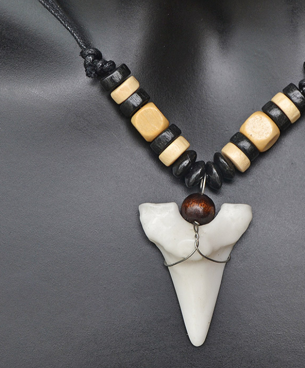 Men and Women Necklaces Imitation Shark Tooth Pendant