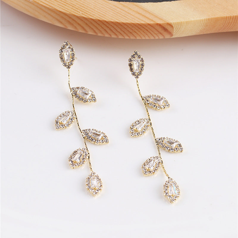 Leaf Earrings Women Long Tassel Earrings