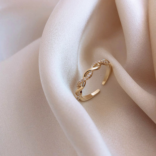 Exquisite Fishtail Open Ring Women Fashion