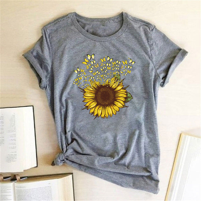 Creative Giraffe Short Sleeve T-shirt Women