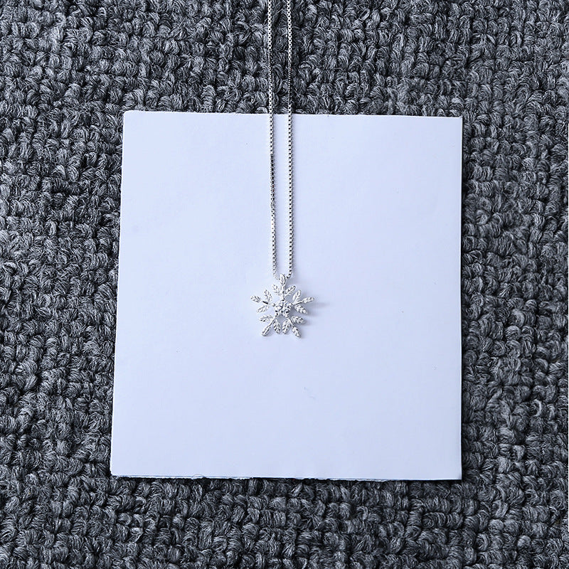 Diamond Snowflake Necklace Women Clavicle Chain