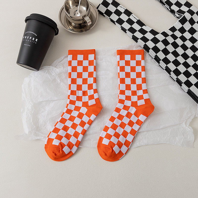 Light Cooked Mark 3 Pairs Of Checkerboard Socks Women