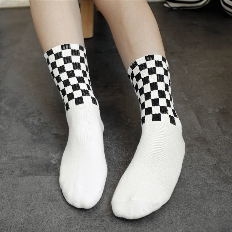Black and white rhombus square socks women and men cotton socks