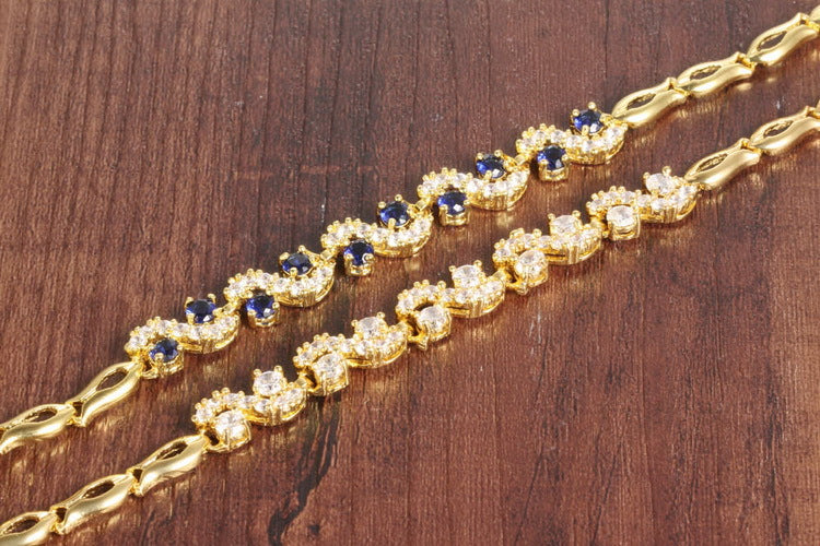 Gold-plated bracelet for women