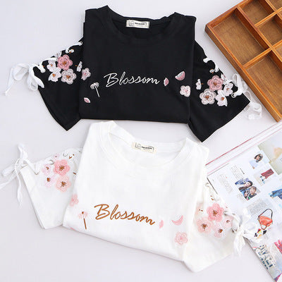 Lace-up Flower Embroidery Cotton Loose Short-sleeved T-shirt Women