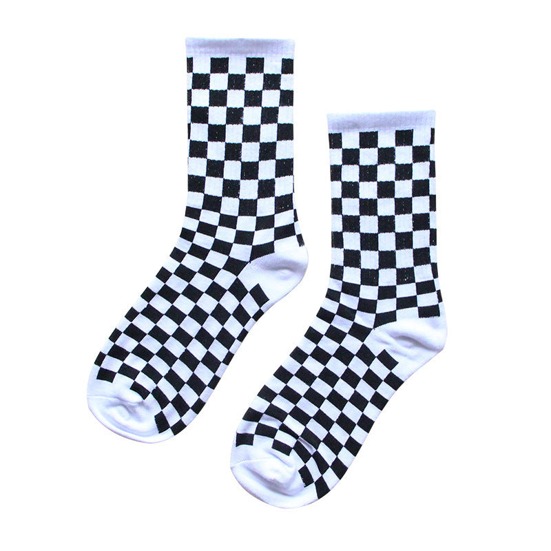 Autumn And Winter Black And White Check Socks Men