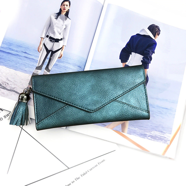 A new lady's wallet with seventy percent off ladies' Wallet