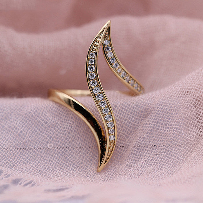 Fashion Exaggerated Curve Rose Gold Women Ring