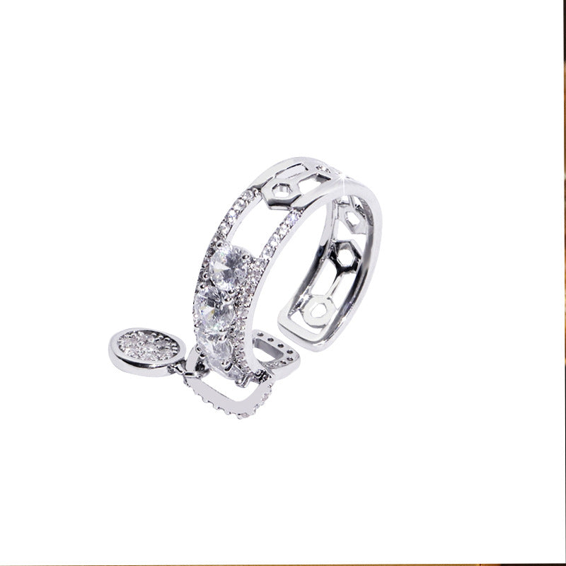 Simple And Versatile Ring Design For Women