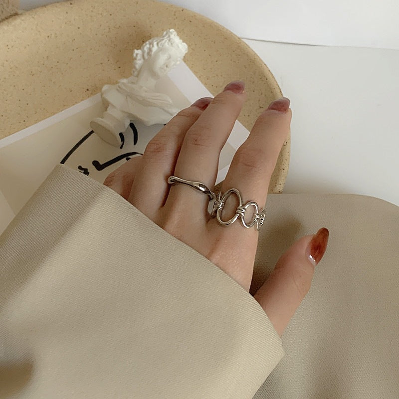 French Hollow Twisted Two-piece Ring Women